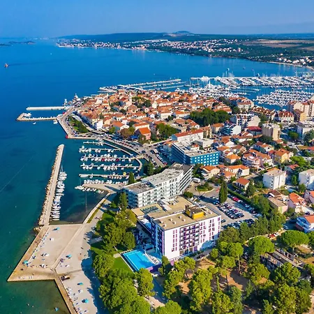 公寓 With Parking Space Biograd Na Moru, Biograd - 25955 *