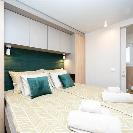 With Parking Space Biograd Na Moru, Biograd - 25955 Apartman Biograd na Moru